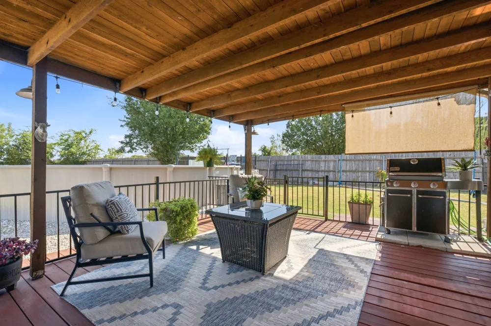 355 County Road 4225 Bonham, TX 75418