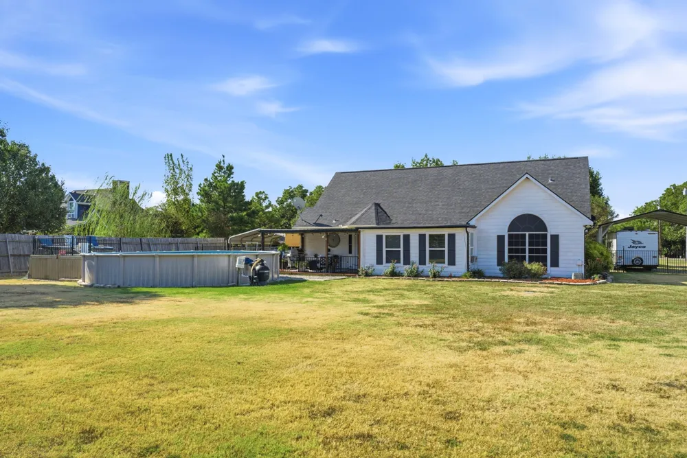 355 County Road 4225 Bonham, TX 75418