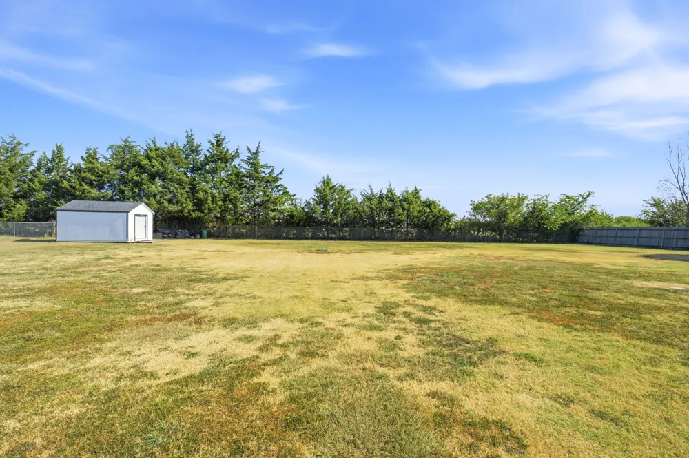 355 County Road 4225 Bonham, TX 75418