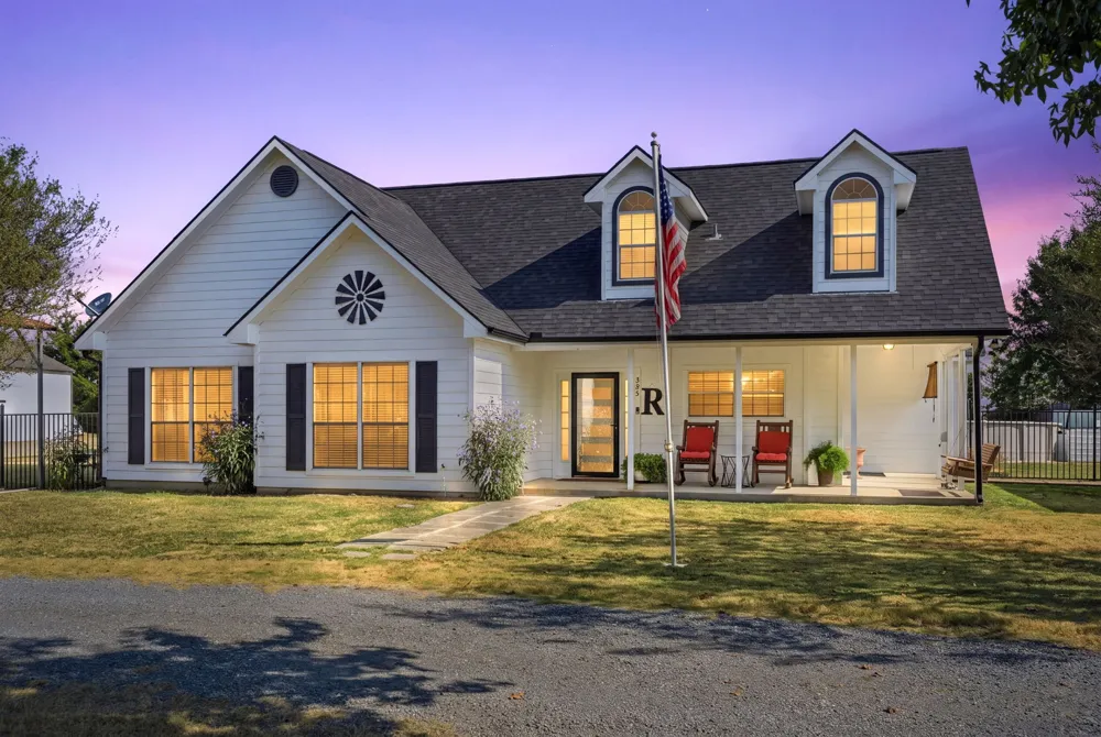 355 County Road 4225 Bonham, TX 75418