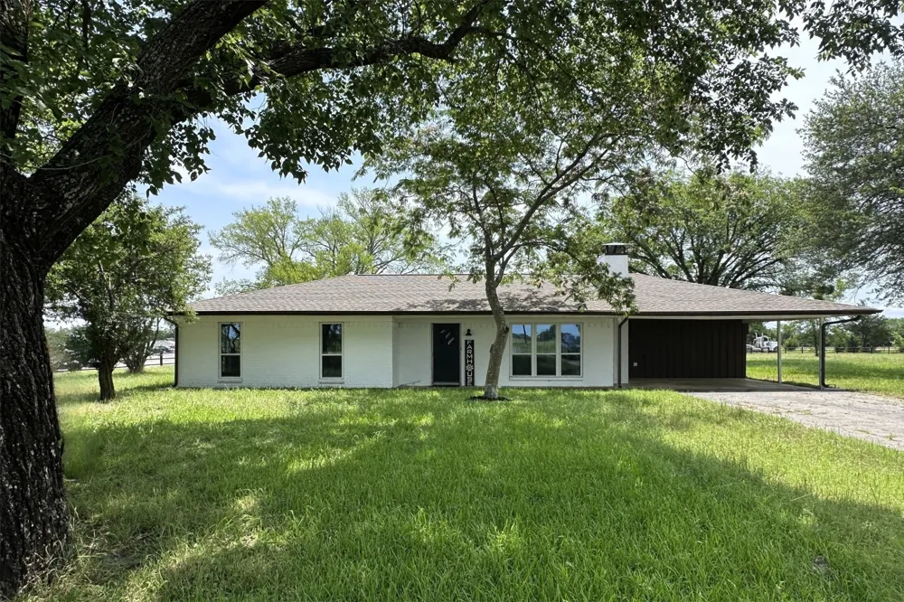 5772 State Highway 78 Bonham, TX 75418