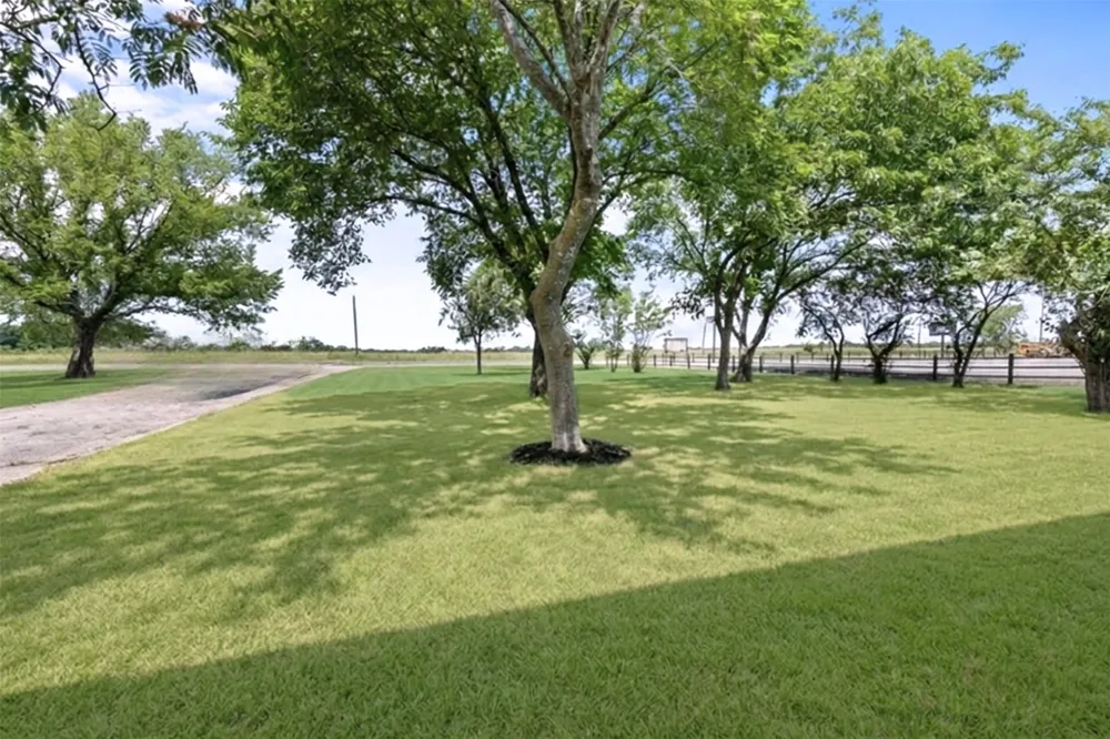 5772 State Highway 78 Bonham, TX 75418