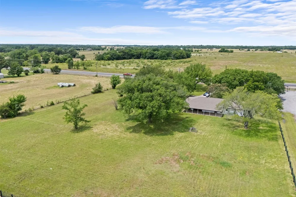 5772 State Highway 78 Bonham, TX 75418
