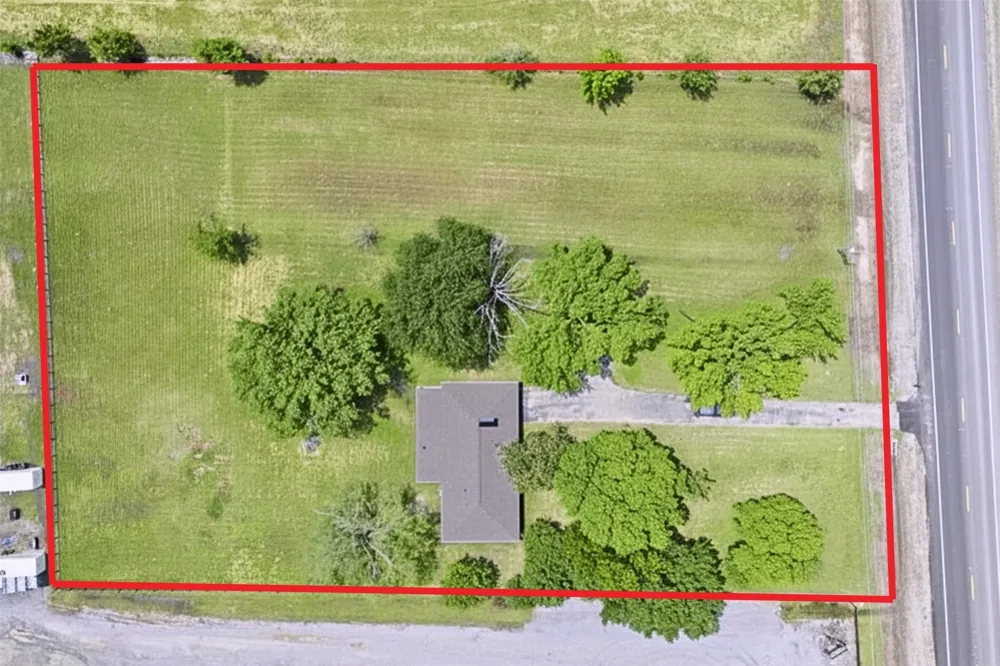 5772 State Highway 78 Bonham, TX 75418