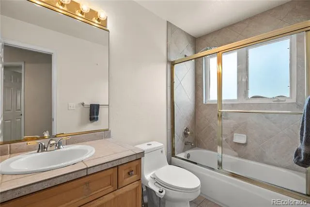 8382 E Amherst Circle Denver, CO 80231