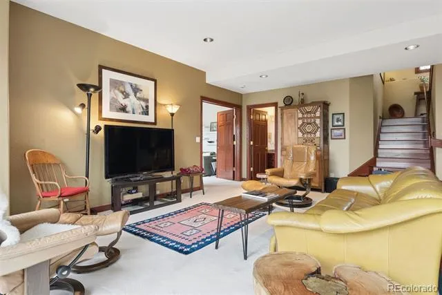 25478 Foothills Drive Golden, CO 80401