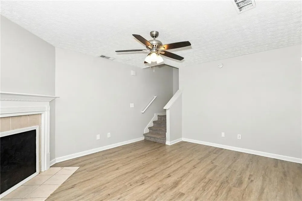 9471 Bogey Court Jonesboro, GA 30238
