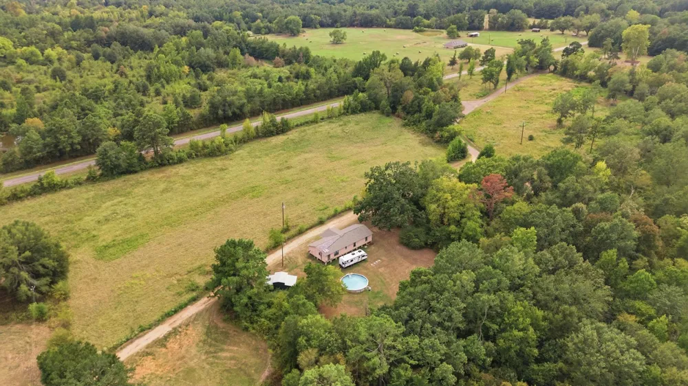2193 W Cr 3209 Mount Enterprise, TX 75681