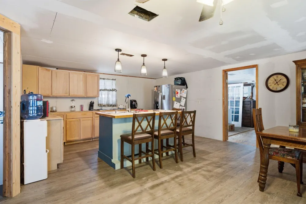 2193 W Cr 3209 Mount Enterprise, TX 75681