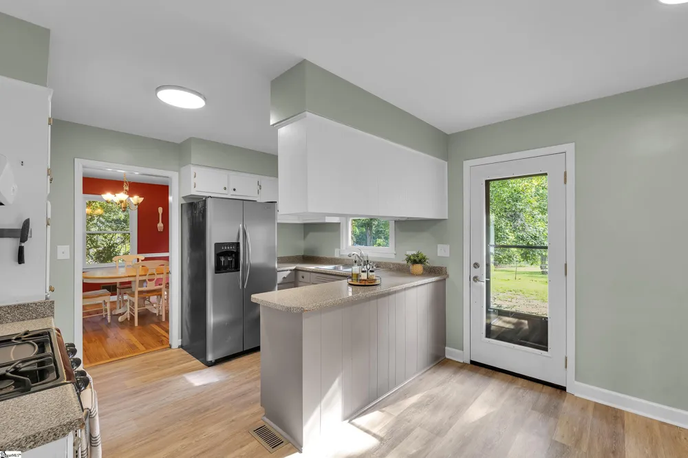 2209 Edgefield Road Spartanburg, SC 29307