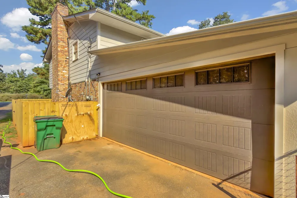 2209 Edgefield Road Spartanburg, SC 29307