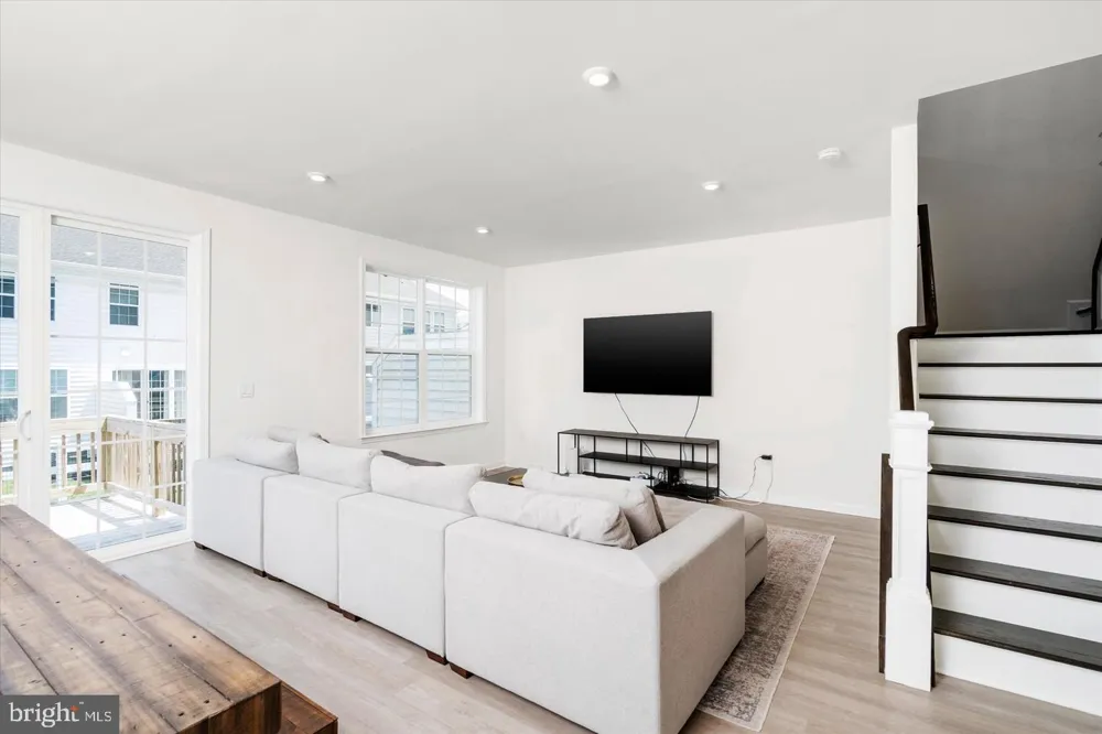 3327 POPLAR PLACE Wall, NJ 07719