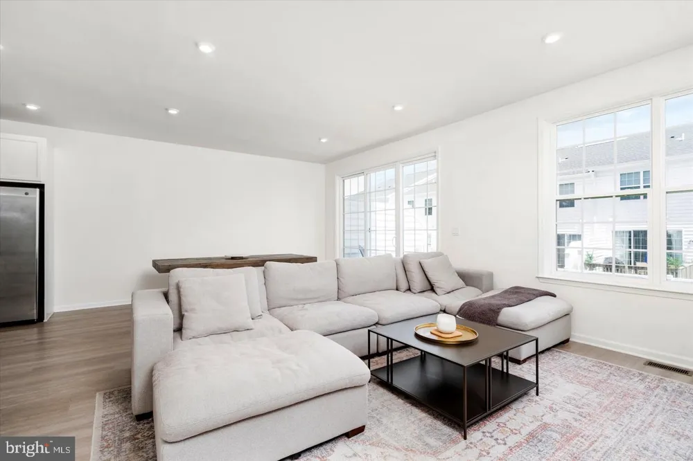 3327 POPLAR PLACE Wall, NJ 07719