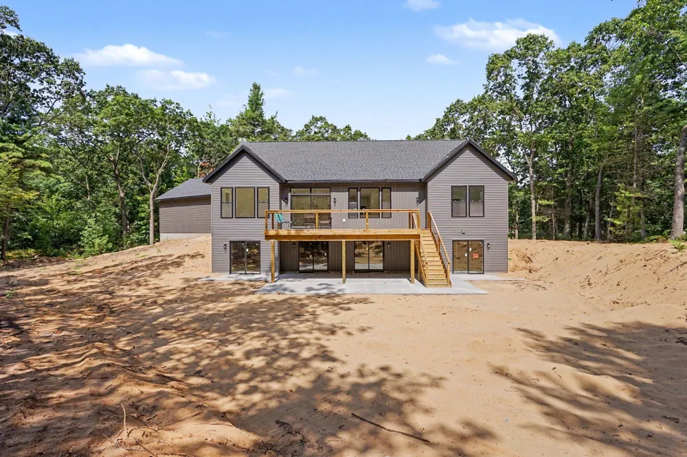 5195 Bittersweet Drive Muskegon, MI 49445