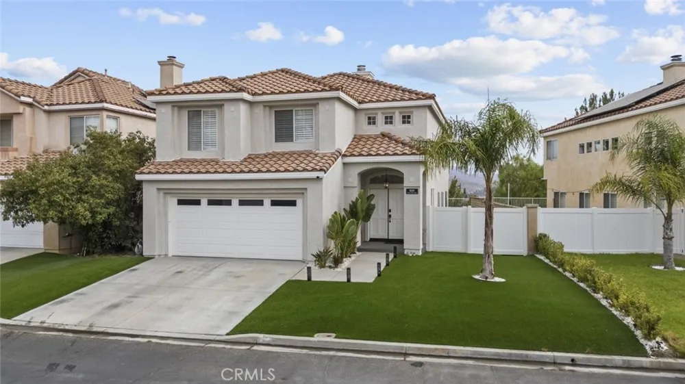 19329 Santa Maria Drive Newhall, CA 91321