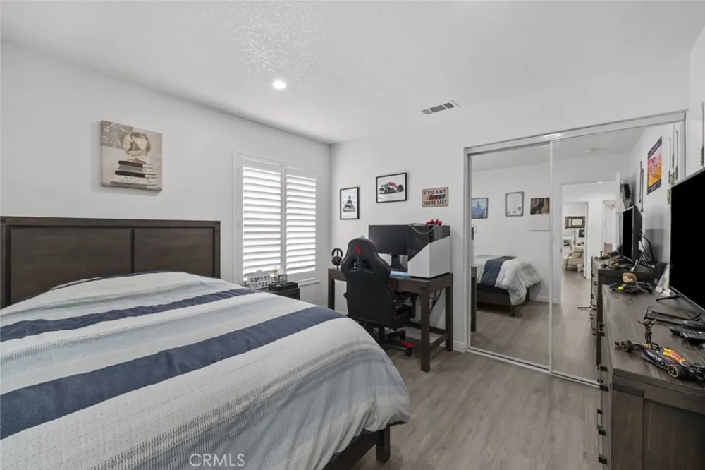 19329 Santa Maria Drive Newhall, CA 91321