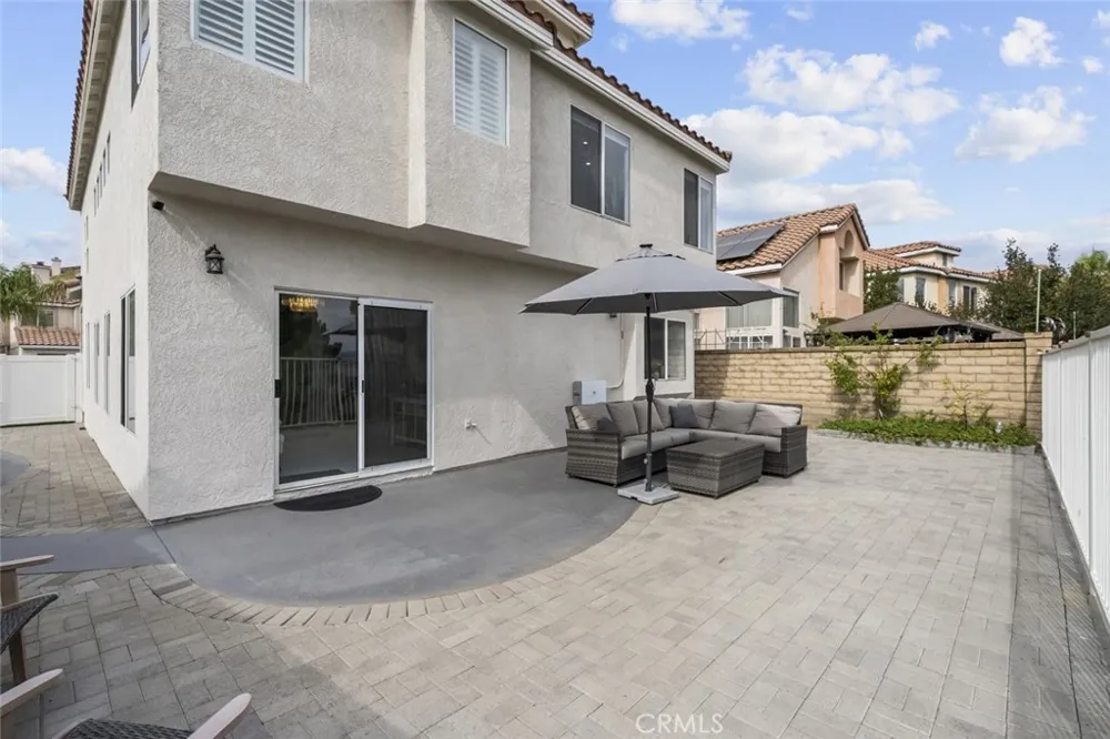 19329 Santa Maria Drive Newhall, CA 91321