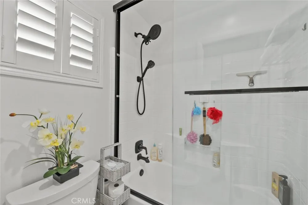 19329 Santa Maria Drive Newhall, CA 91321
