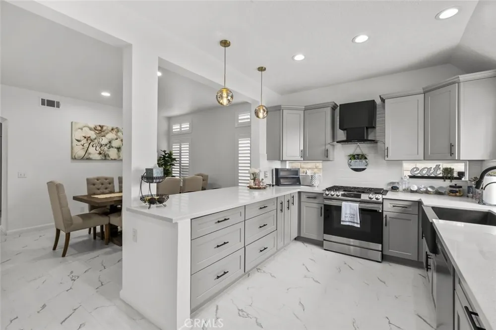 19329 Santa Maria Drive Newhall, CA 91321