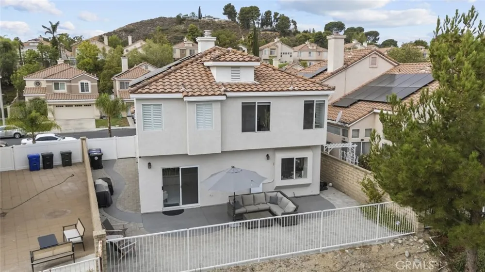 19329 Santa Maria Drive Newhall, CA 91321