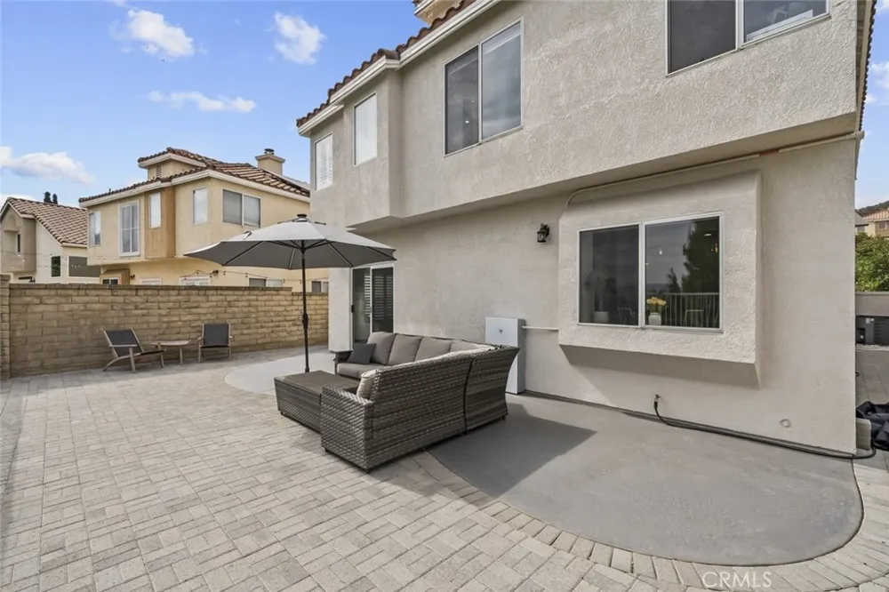 19329 Santa Maria Drive Newhall, CA 91321