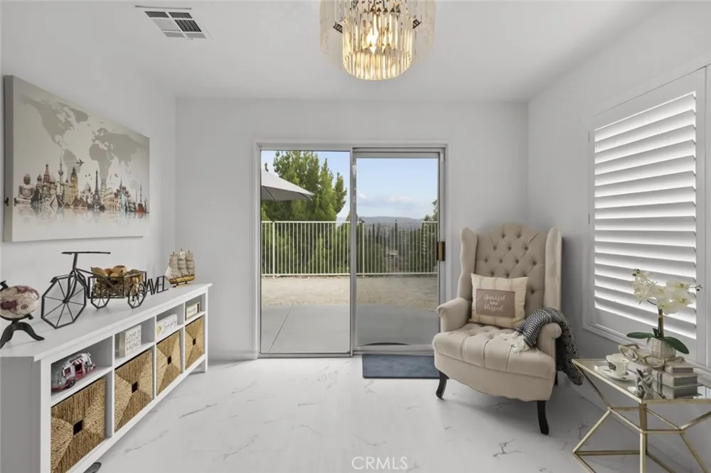 19329 Santa Maria Drive Newhall, CA 91321