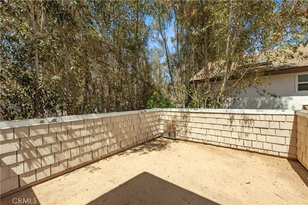 22625 Wood Shadow Lake Forest, CA 92630