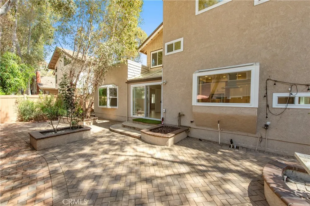 22625 Wood Shadow Lake Forest, CA 92630