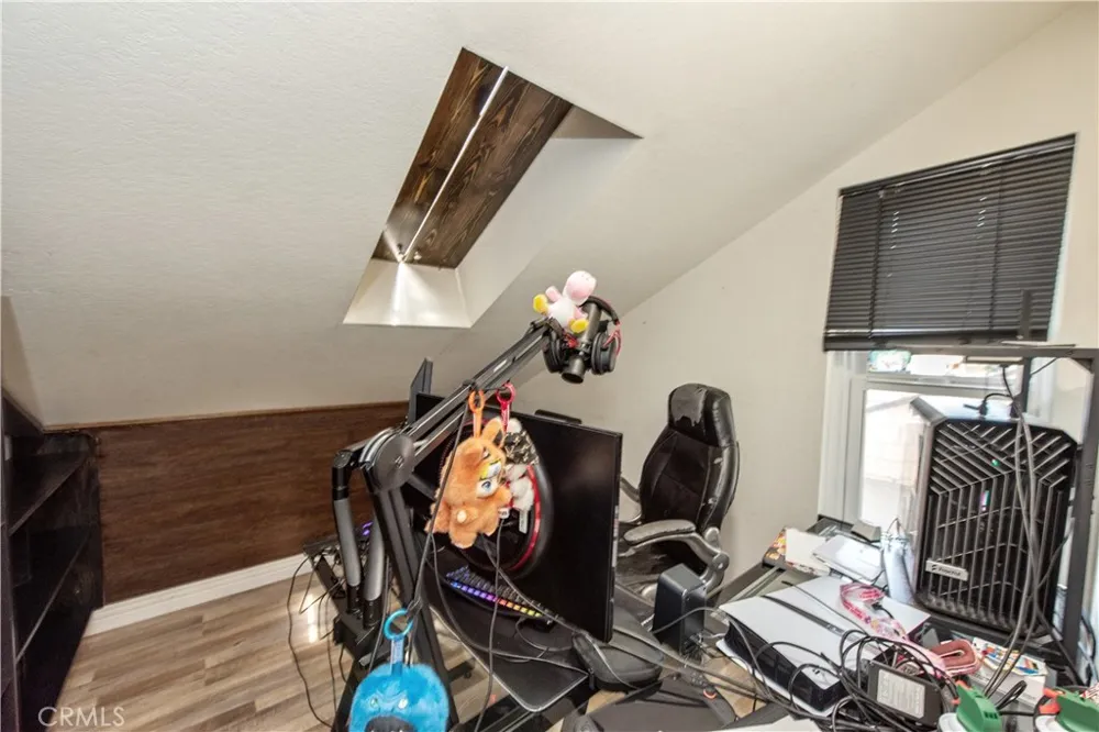 22625 Wood Shadow Lake Forest, CA 92630