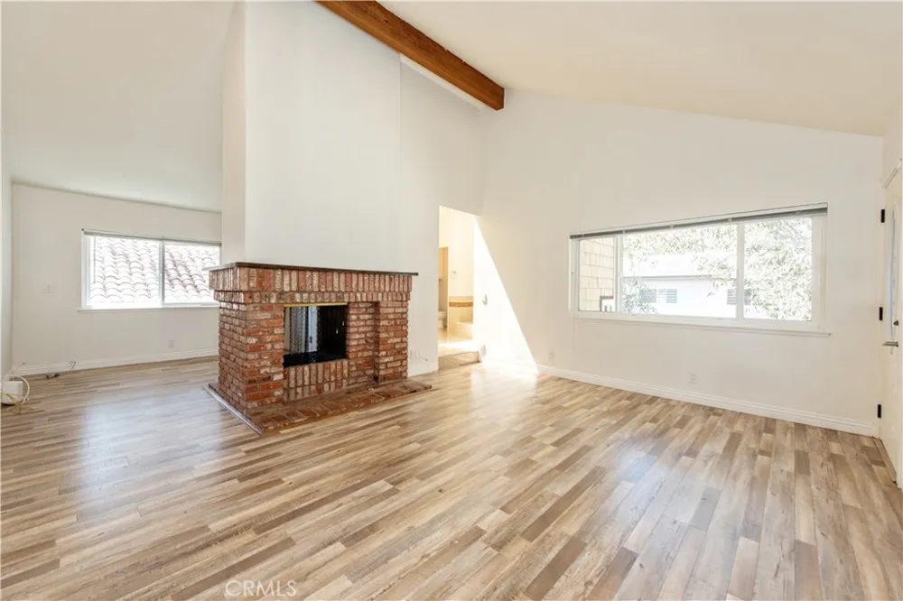 22625 Wood Shadow Lake Forest, CA 92630