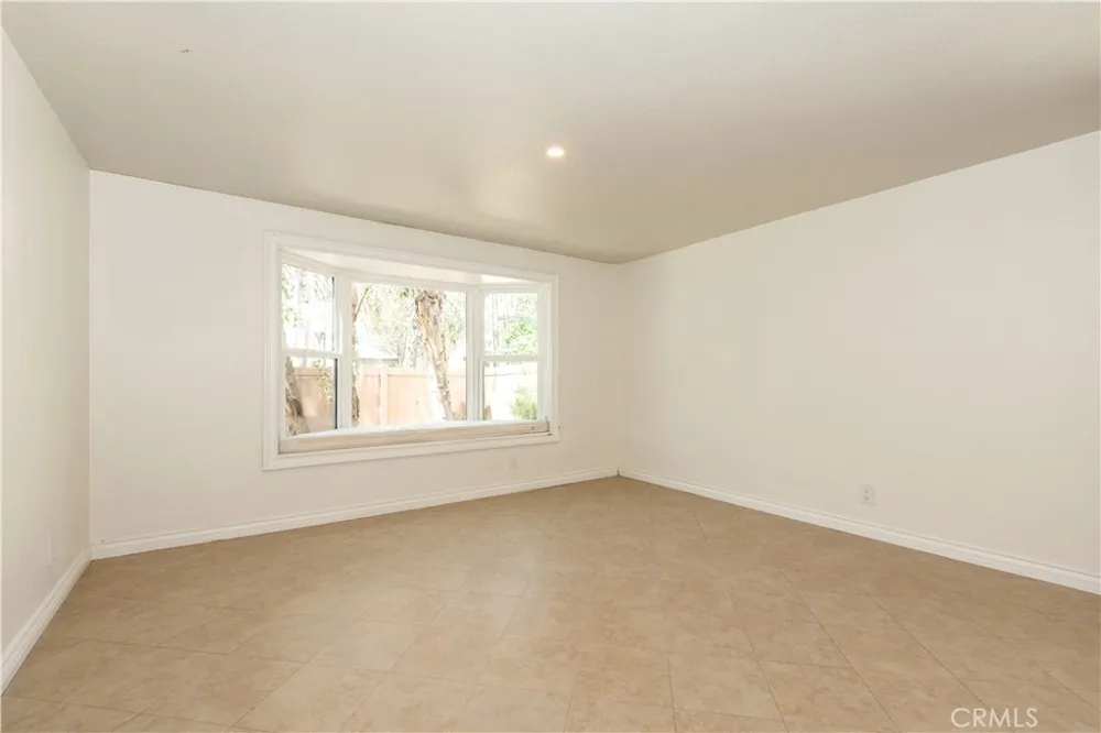 22625 Wood Shadow Lake Forest, CA 92630