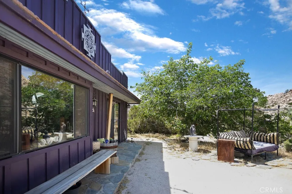 56564 Nelson Avenue Yucca Valley, CA 92284