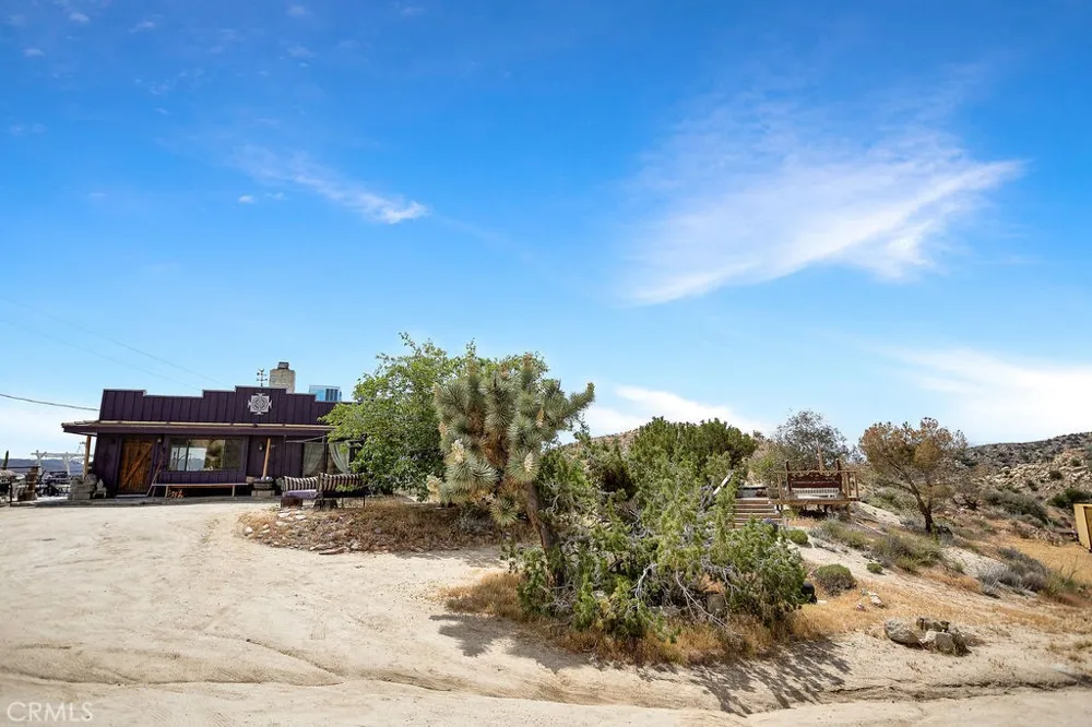 56564 Nelson Avenue Yucca Valley, CA 92284