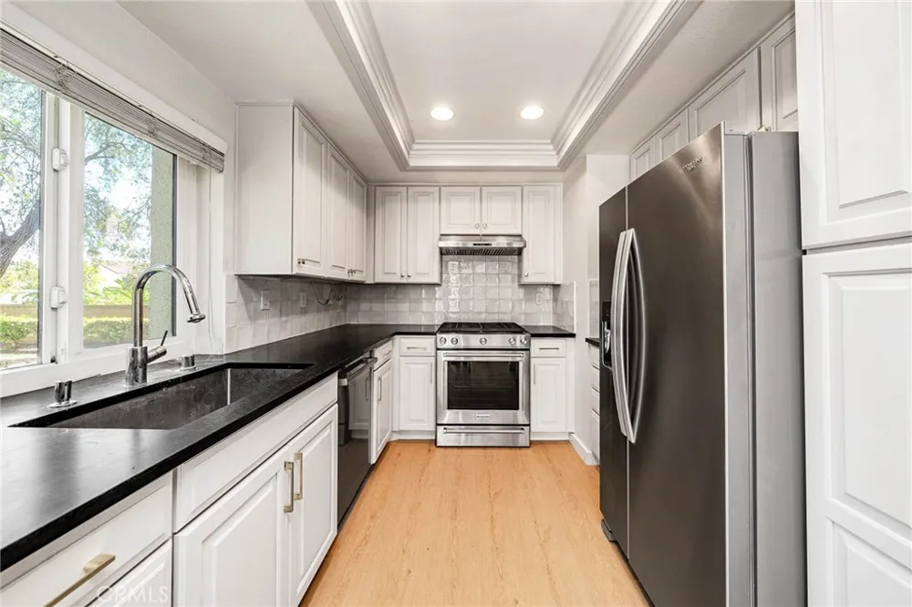 15951 Alta Vista La Mirada, CA 90638