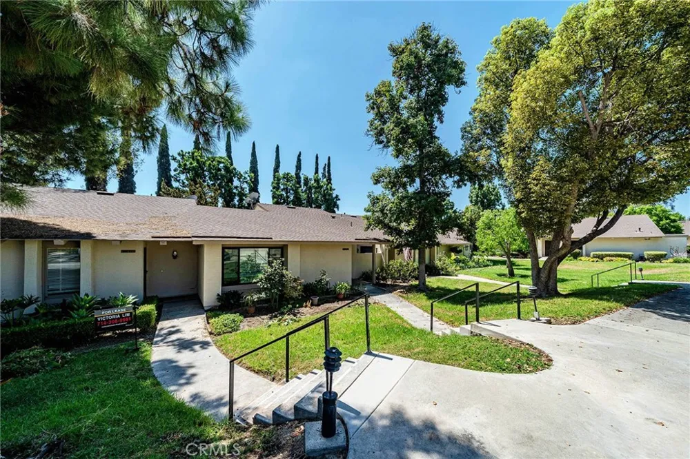 15951 Alta Vista La Mirada, CA 90638