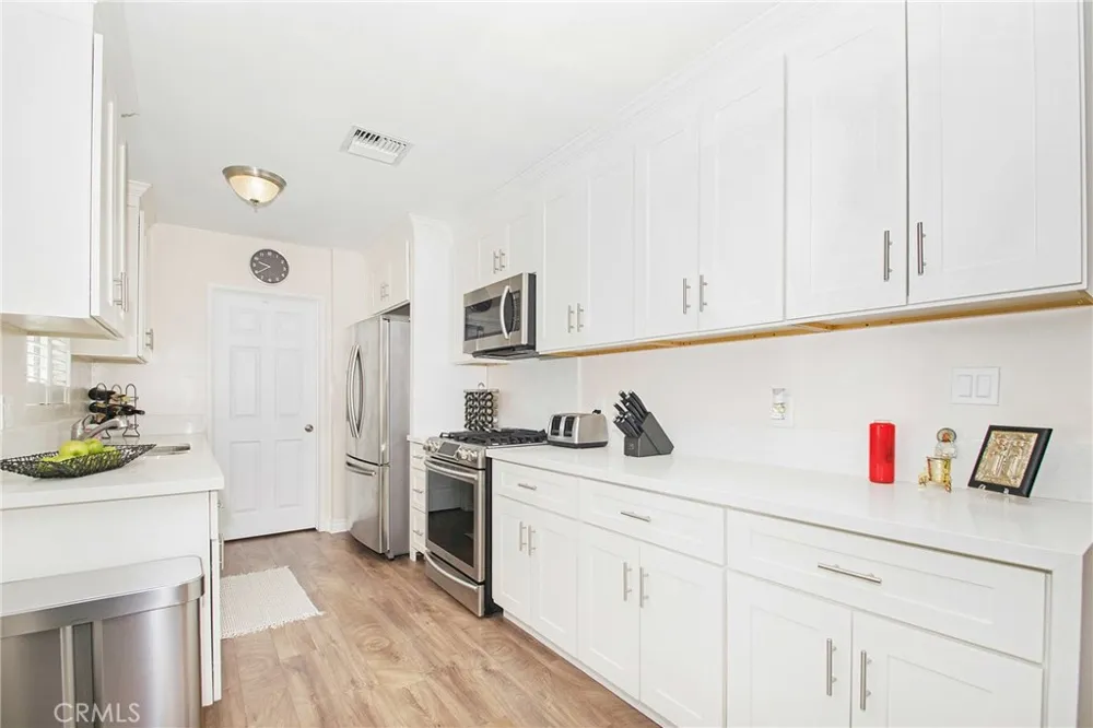 1007 S Cedar Avenue Fullerton, CA 92833