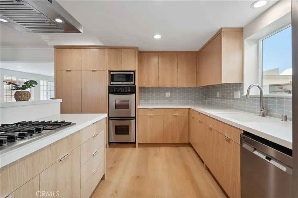 4920 Island View St Oxnard, CA 93035