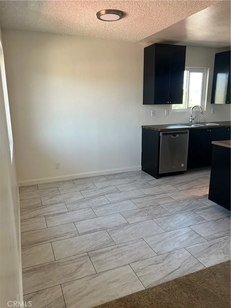 454 E Avenue Q3 #6 Palmdale, CA 93550