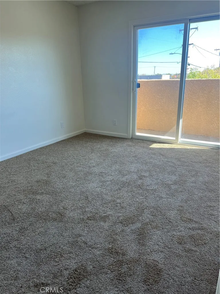 454 E Avenue Q3 #6 Palmdale, CA 93550