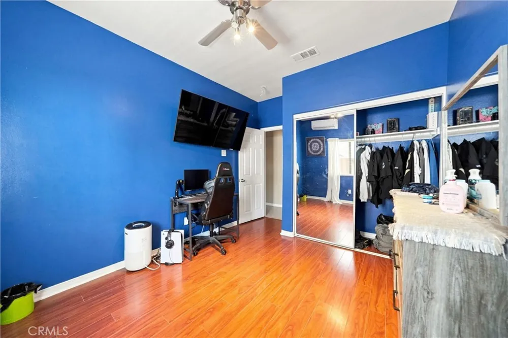 13817 Coolidge Hesperia, CA 92344