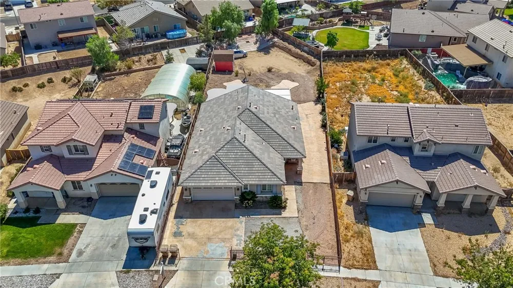 13817 Coolidge Hesperia, CA 92344