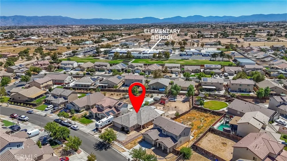 13817 Coolidge Hesperia, CA 92344
