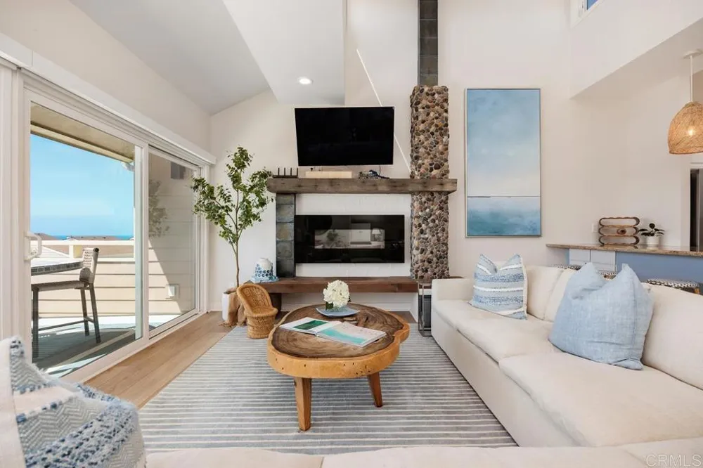 1815 Parliament Rd. Encinitas, CA 92024