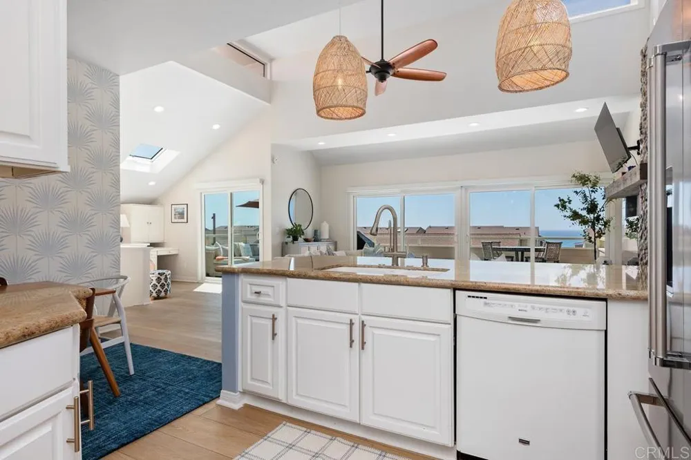 1815 Parliament Rd. Encinitas, CA 92024