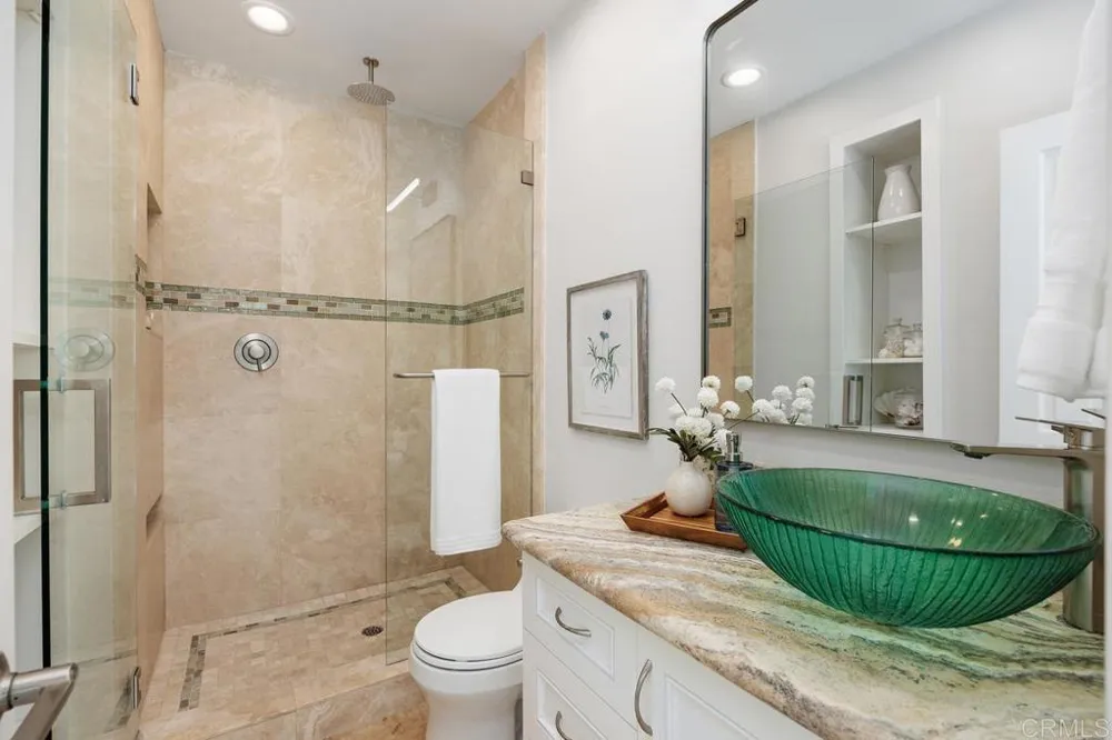 1815 Parliament Rd. Encinitas, CA 92024