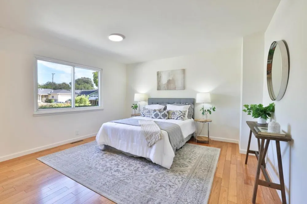 10815 E Estates Drive Cupertino, CA 95014