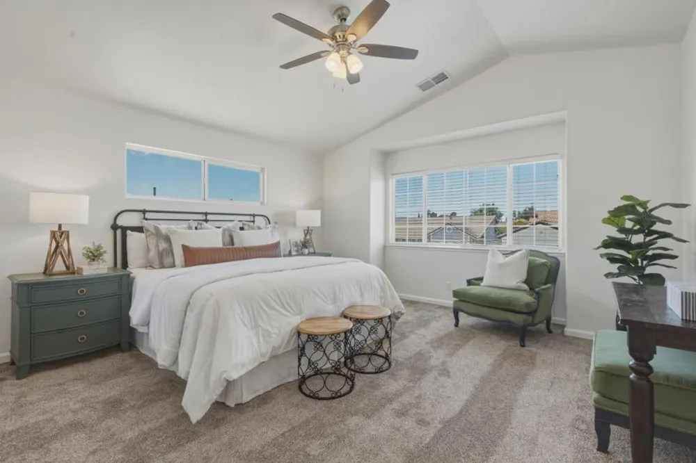 1671 El Camino De Vida Hollister, CA 95023