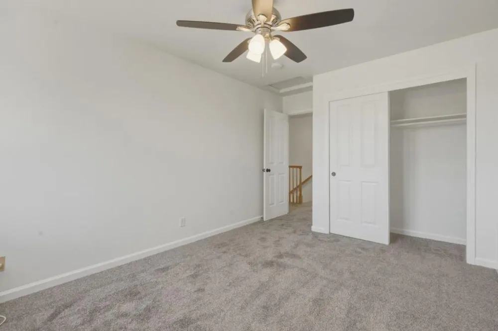 1671 El Camino De Vida Hollister, CA 95023