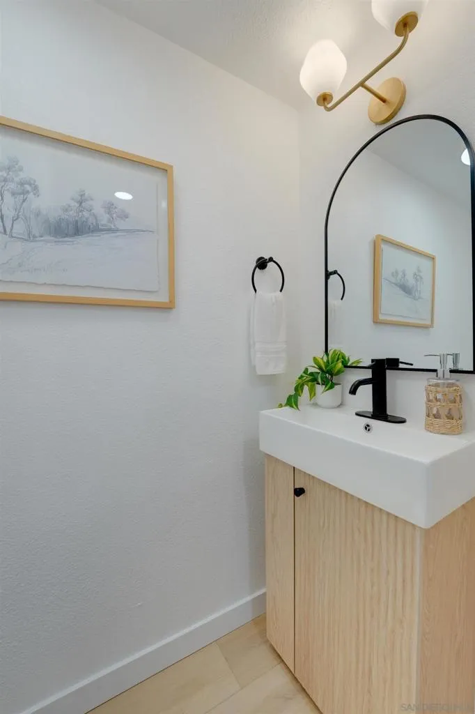 831 E 3rd Ave #5 Escondido, CA 92025