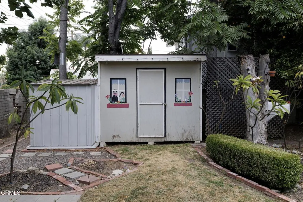 809 S Mayflower Avenue Monrovia, CA 91016